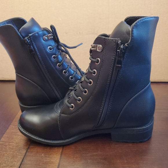 Dream Pairs Lace Up Black Combat Boots - Picture 3 of 9
